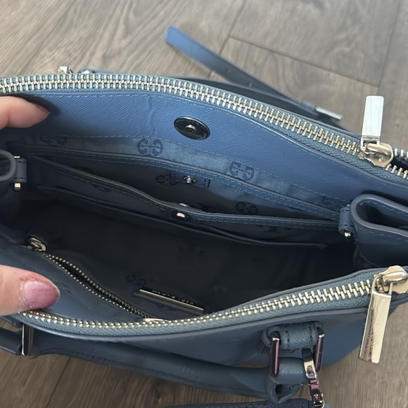 Blue Handbag - Picture 8 of 8